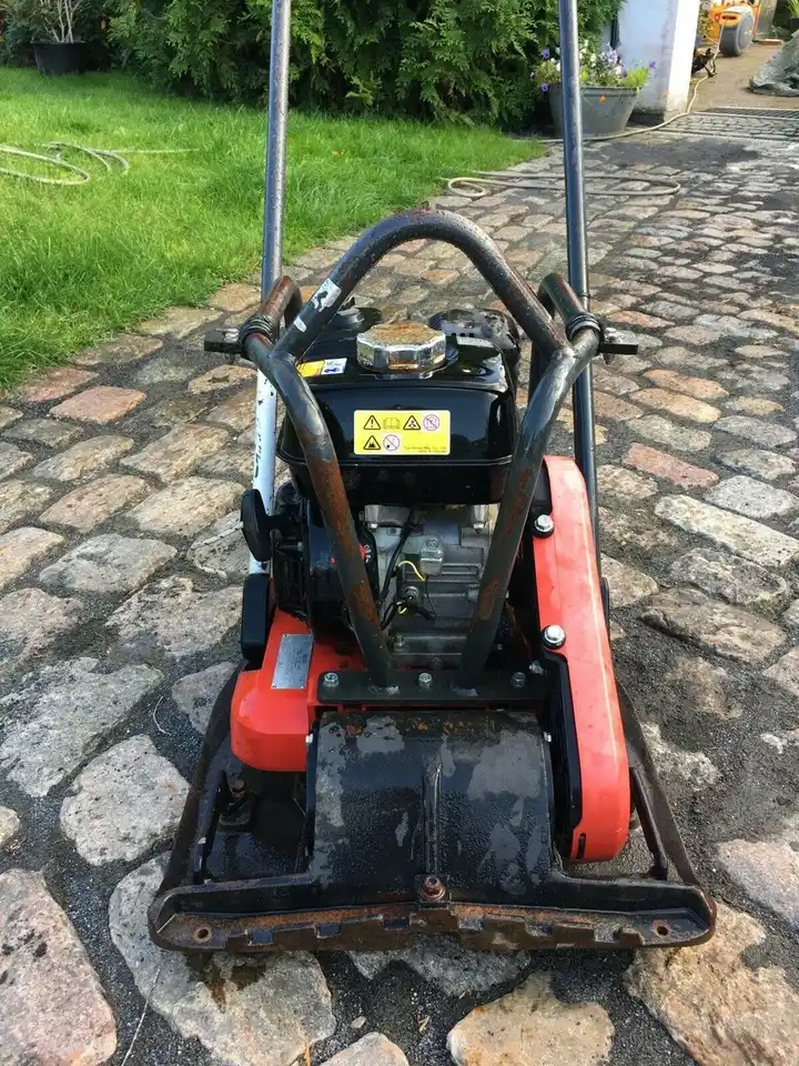 Pladevibrator Chicago Pneumatic MV90 (94kg) billede 6 - Bygge-og anlægsmaskiner | Lejbrugt.dk